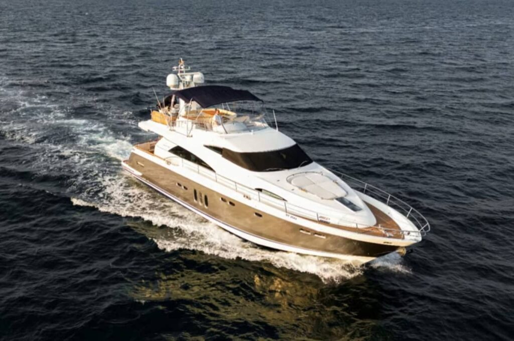 68 FT Platinum Premium Yacht Luxury on the Water