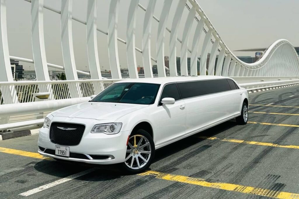 Chrysler C300 Pearl Limousine Dubai Luxury on the Road