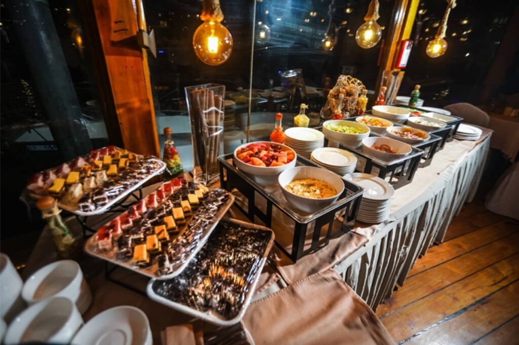 Alexandra Dhow Cruise Dubai Marina Dinner Menu