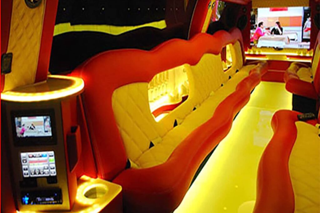 GMC Asanti Limousine Ride Interior Design