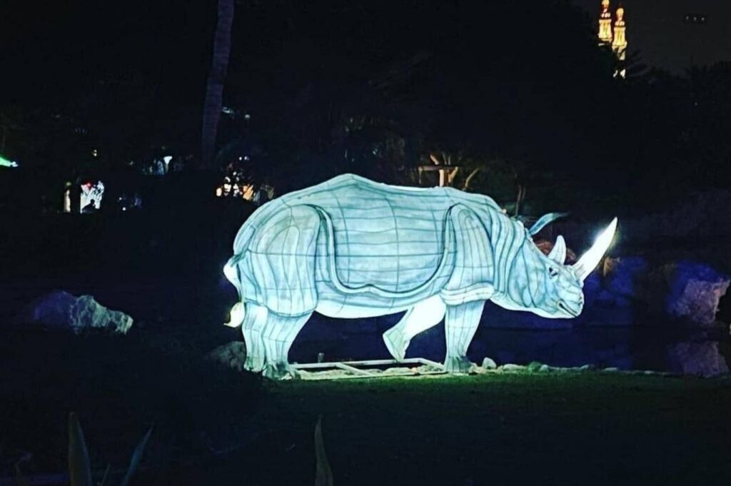 Dubai Garden Glow Panda