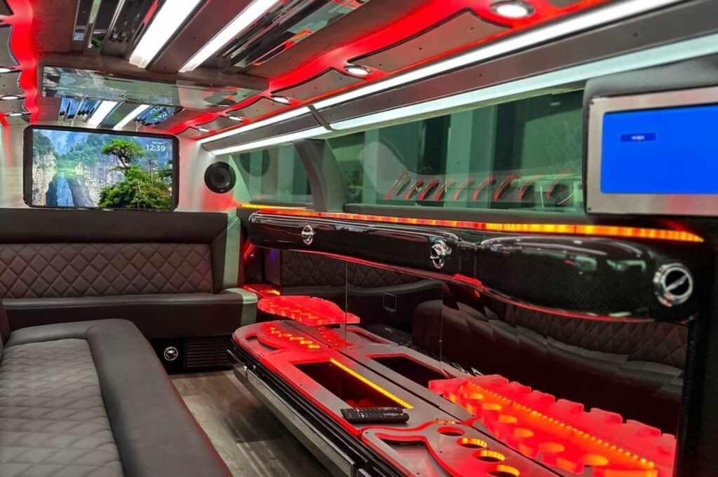 Chrysler C300 Pearl Limousine Dubai beauty Inside