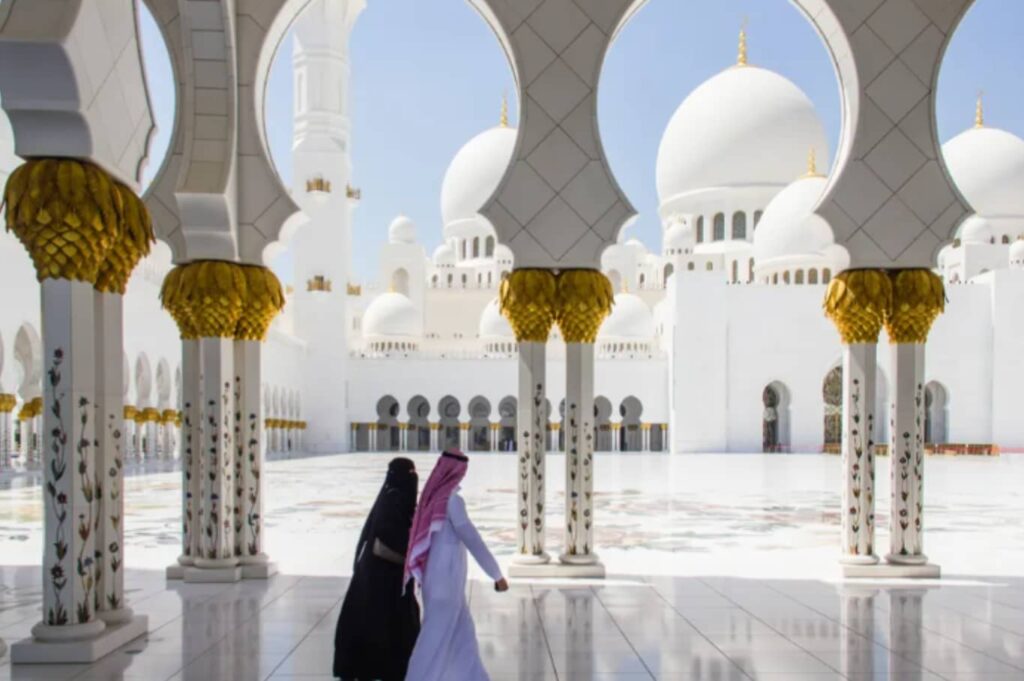 Abu Dhabi City Tour with Grand Mosque From Dubai
