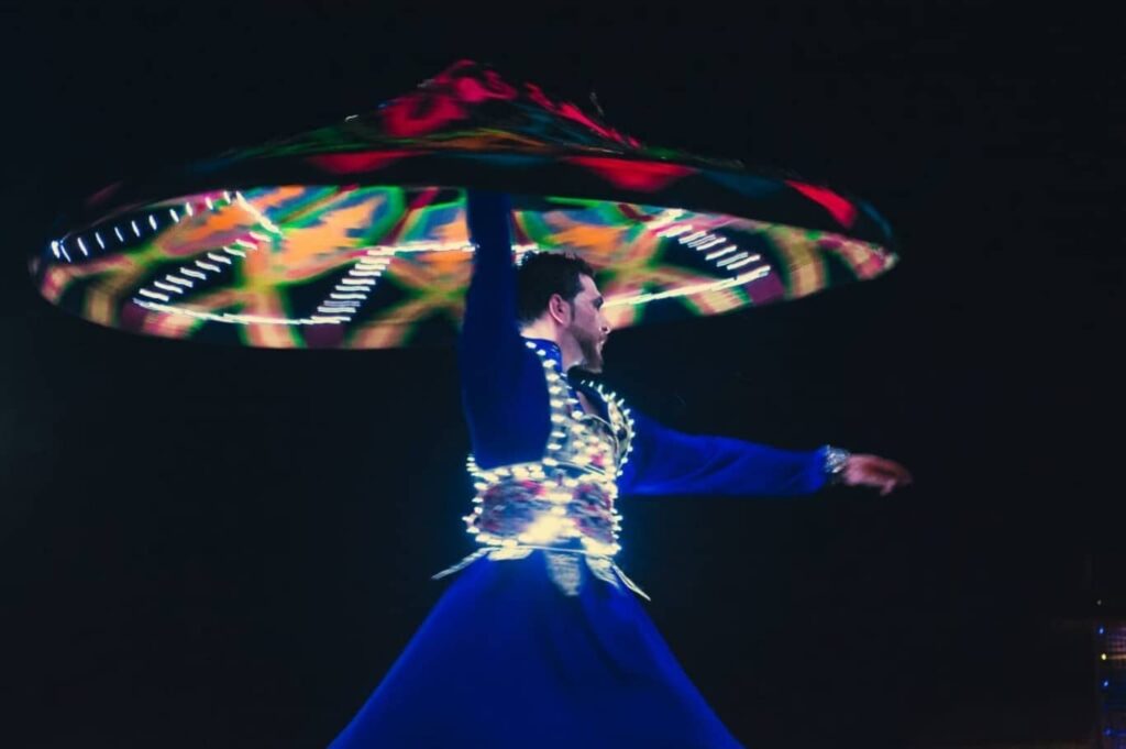 Ocean Empress Dinner Cruise Tanoura Dance