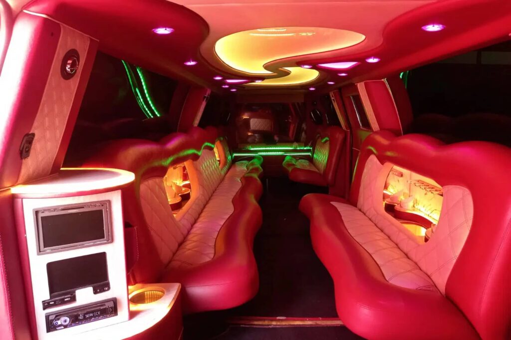 GMC Asanti Limousine Ride Luxury Car Tv Inside Different Privacy Partitions