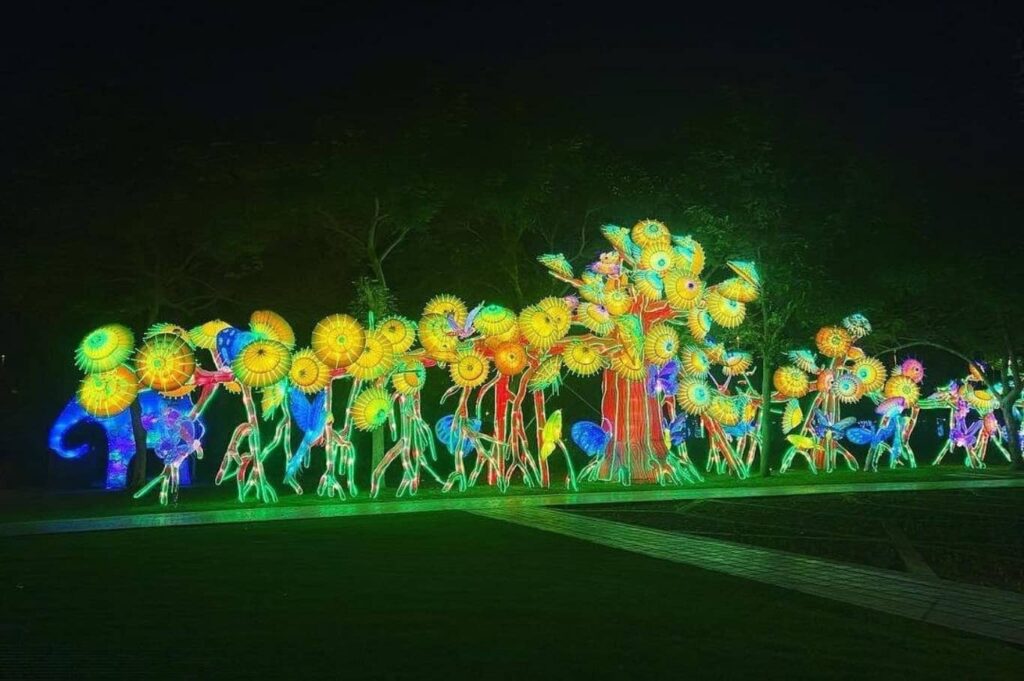 Dubai Garden Glow