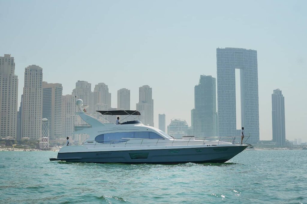 72 FT SuperFly Siddi Yacht Tour Luxury on Water