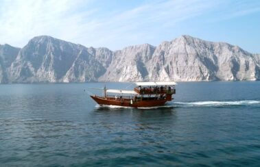 Musandam Dibba Tour with Dhow Cruise Fishing