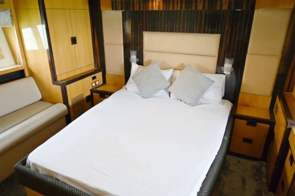 Majesty 59 FT Yacht Rental Dubai Bedrooms