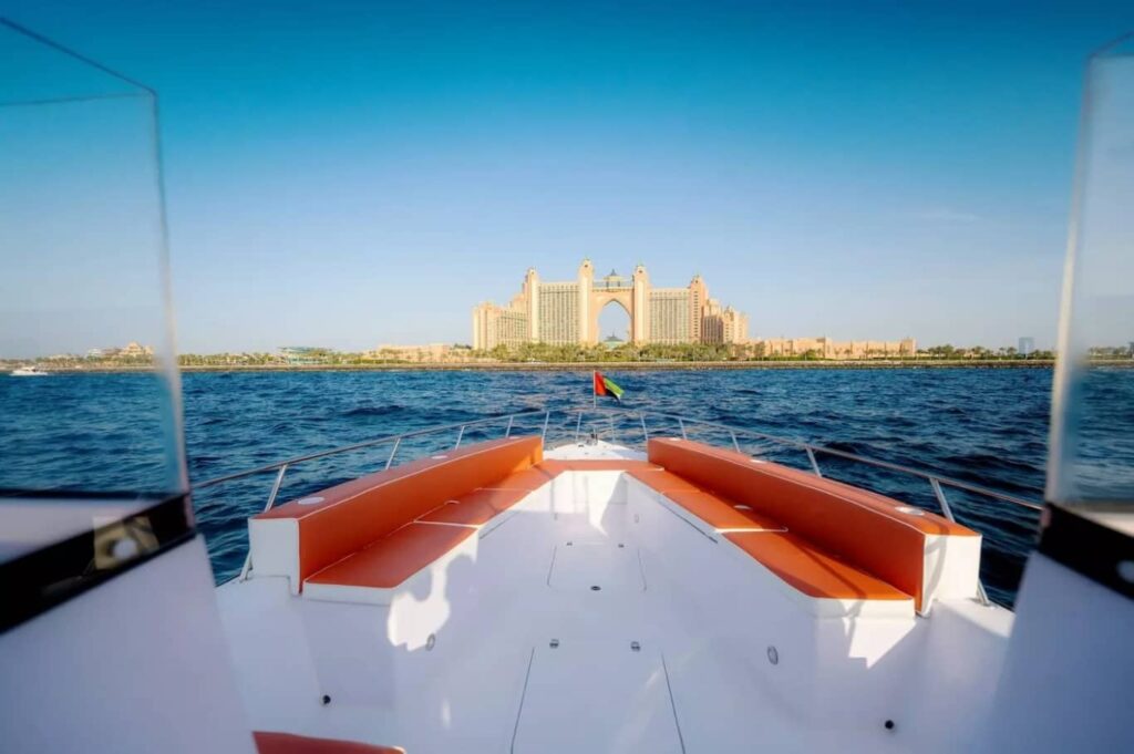 35 FT Seamaster Yacht