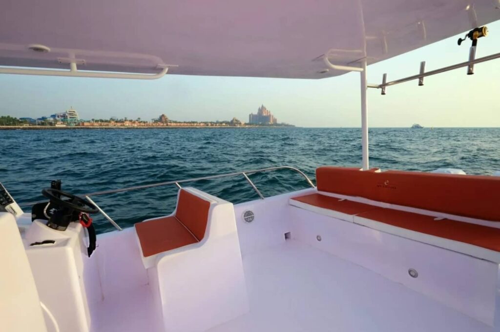 35 FT Seamaster Yacht Outdoor Setting Area