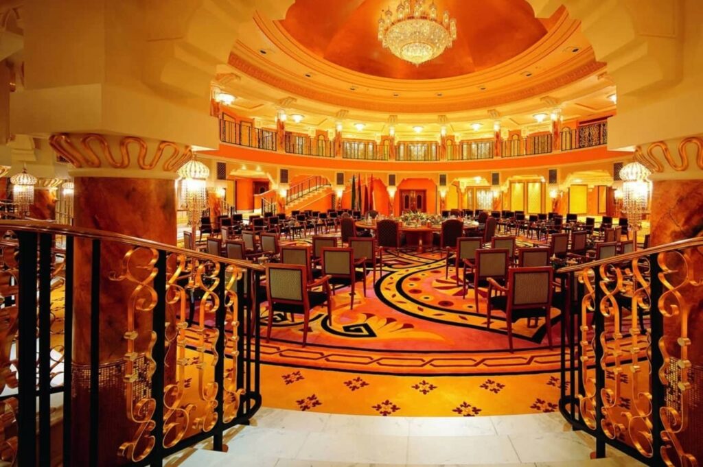 Guided Inside Burj Al Arab Photo moment