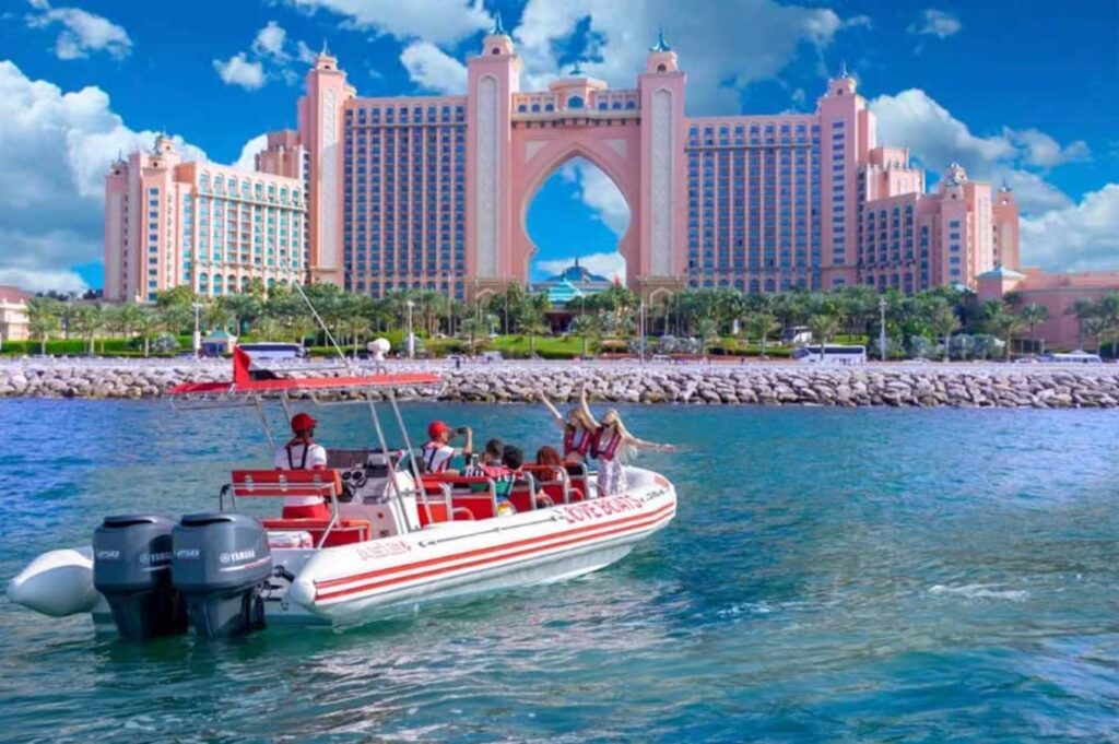 Love Boat 75 Minutes Atlantis Tour Ain Dubai