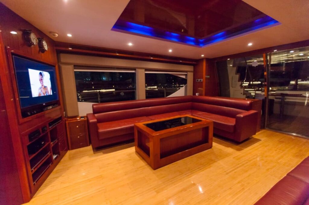 90 Ft. Big Daddy Yacht Dubai Sofa Set