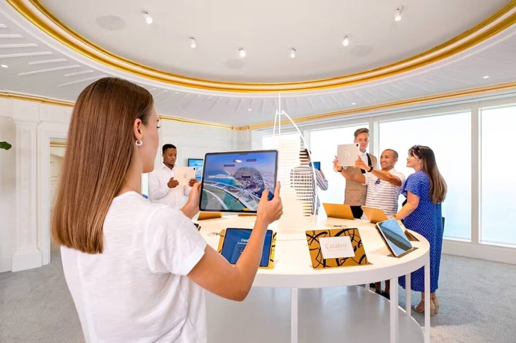 Guided Inside Burj Al Arab Photo moment