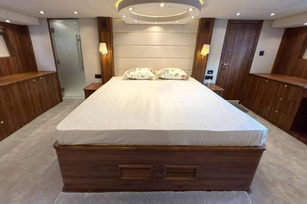 100 FT Omega Yacht Dubai Bed Room
