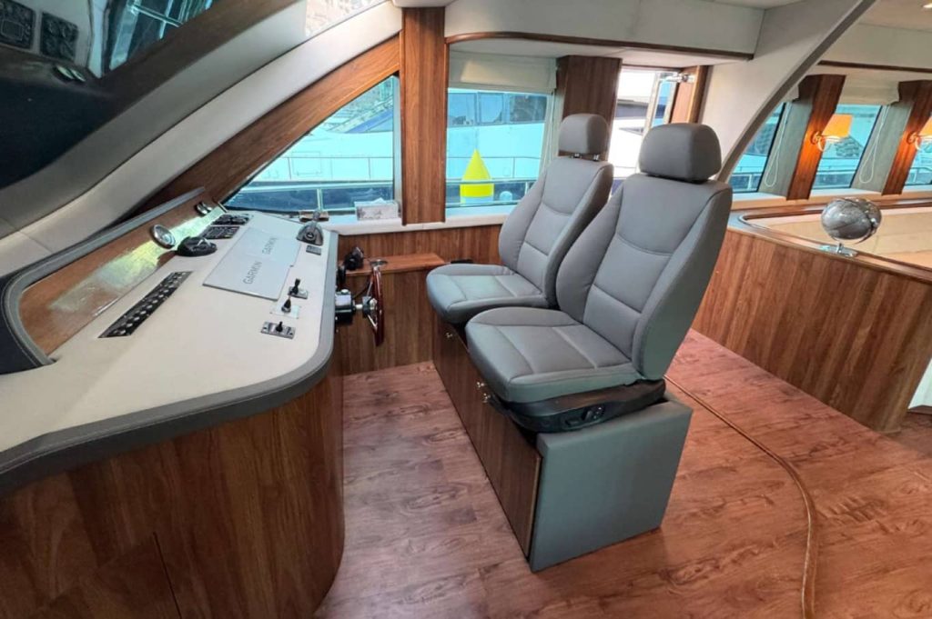 100 FT Omega Yacht Dubai Driving Cabin