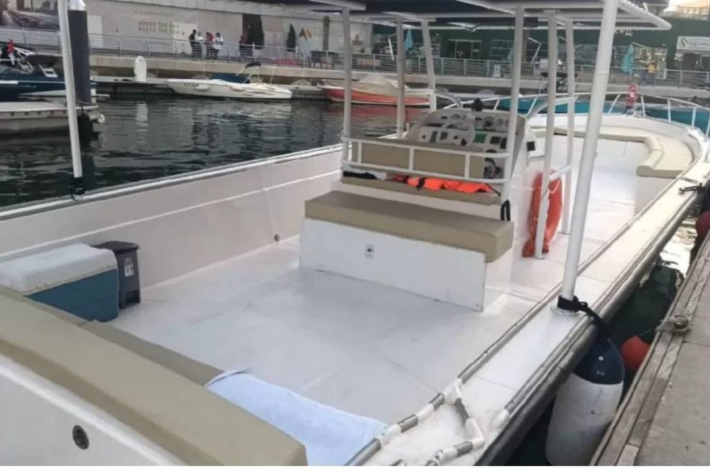 42 FT Speed Boat Dubai Engine