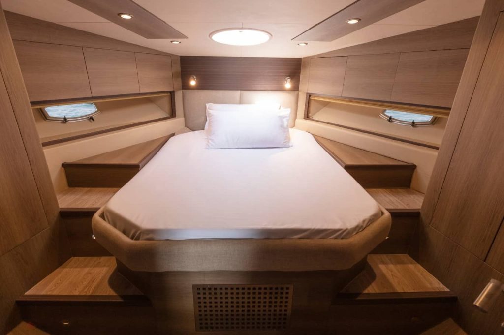 46 FT Viktoriia Yacht Dubai Bedroom