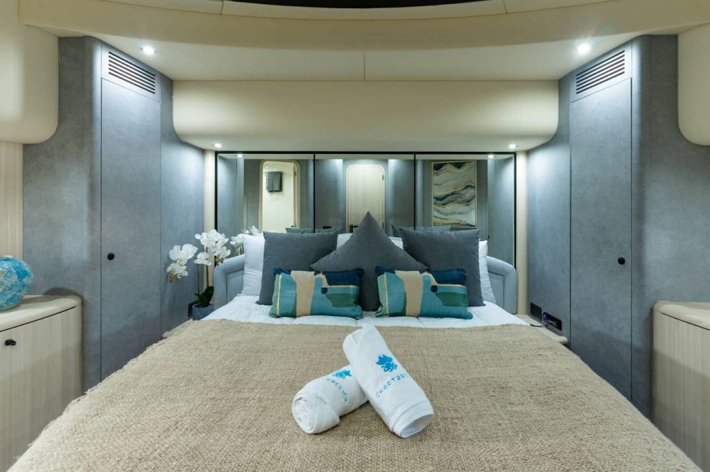 85 FT Anna Yacht Dubai Sofa