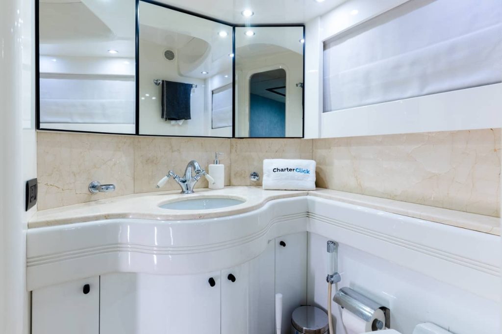 85 FT Anna Yacht Dubai Bathroom